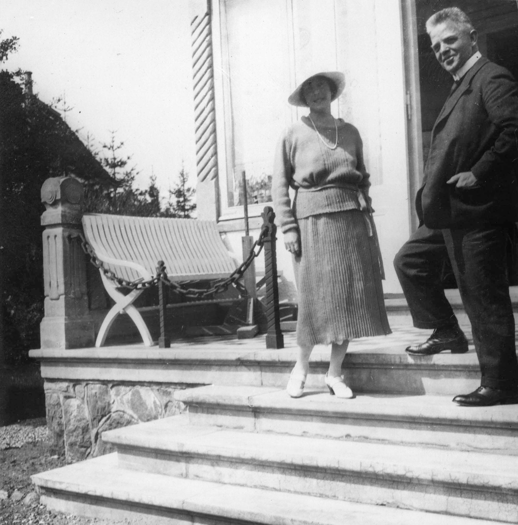 Vera Michaelsen og Carl Nielsen på Højtofte pinsedag den 15.5.1921.