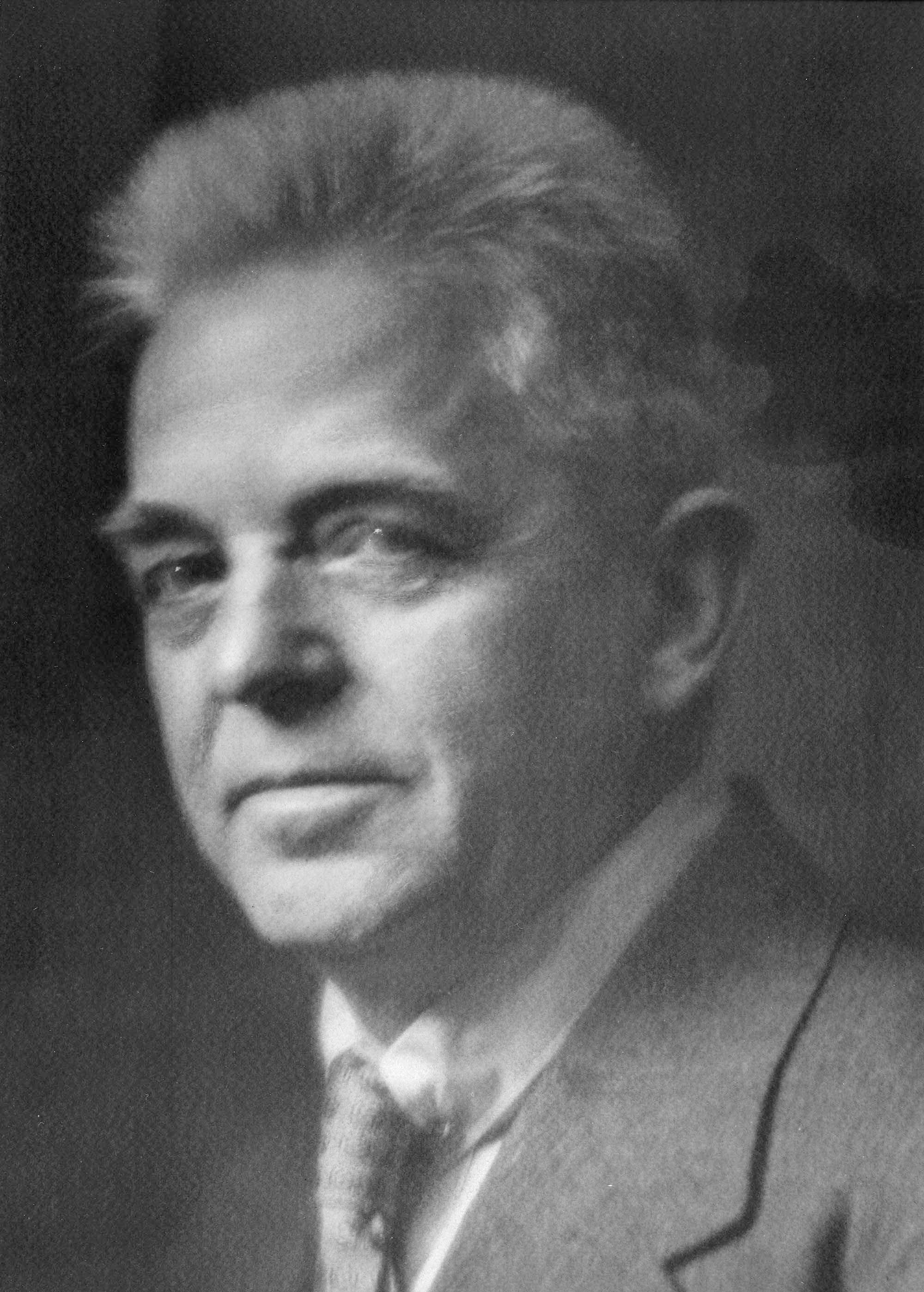 
            
                
                
                Hos en fotograf i Wien, juni 1928.
            
        