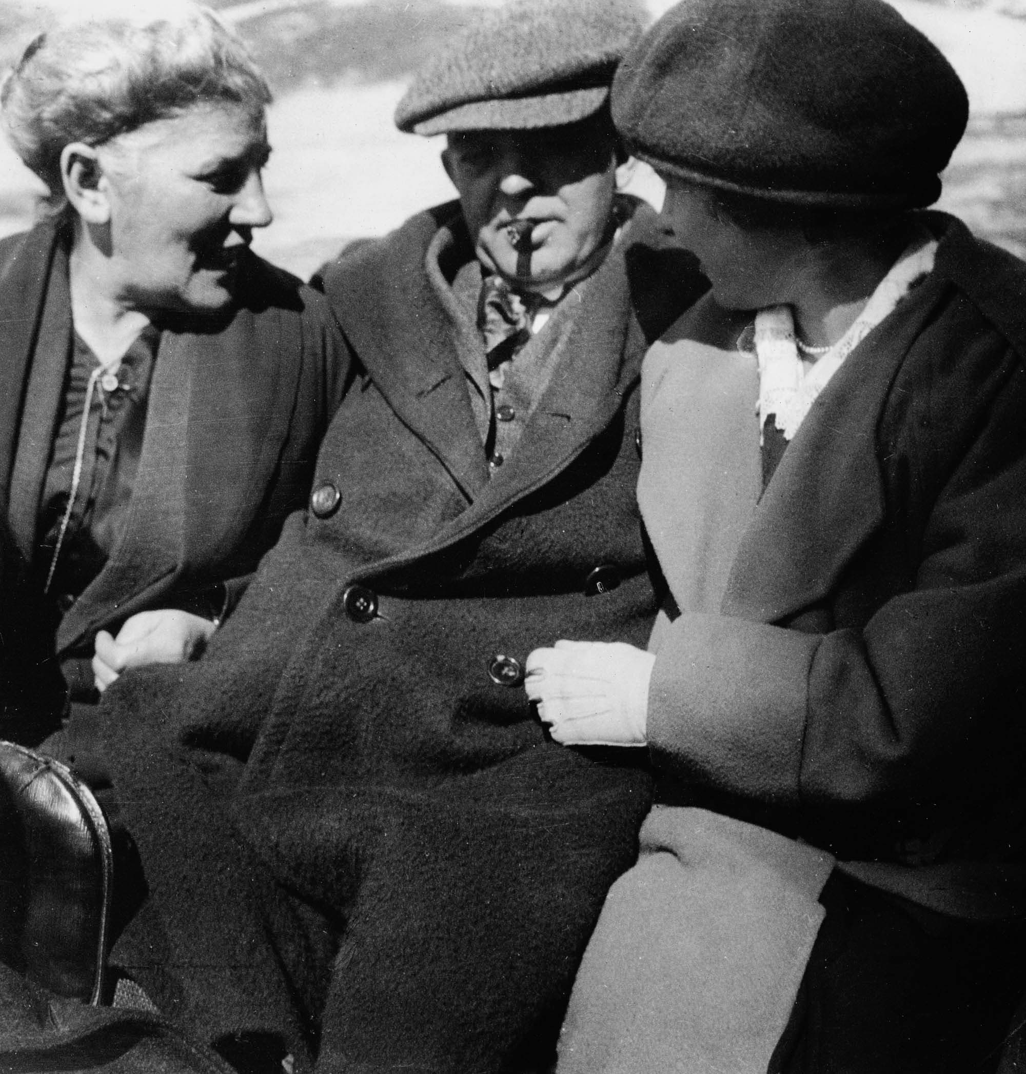 Carl Nielsen mellem Nancy Dalberg og Vera Michaelsen. Toledo.