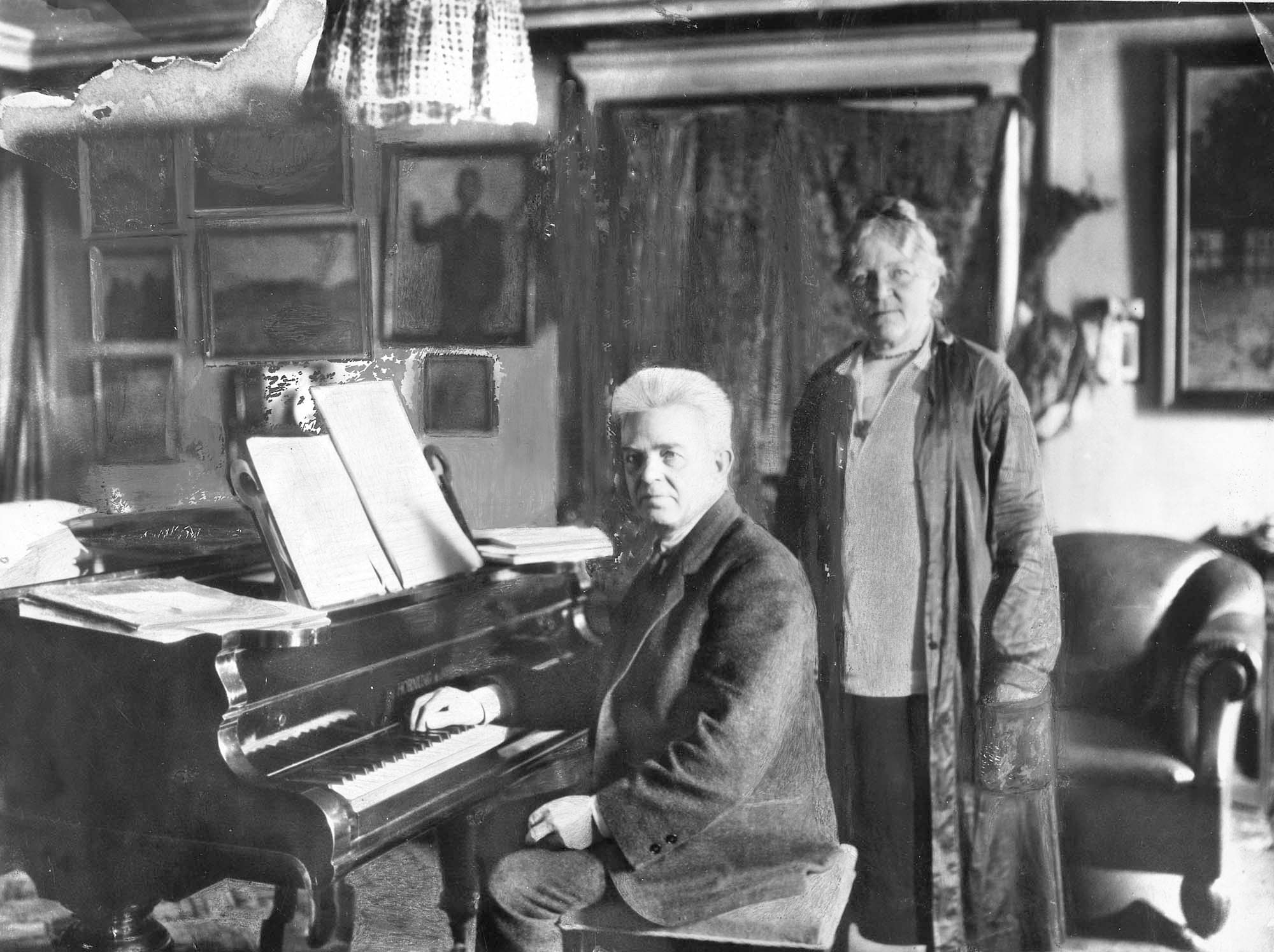 11.5.  Carl og Anne Marie i stuerne i Frederikholms Kanal 28. Foto: Det Kongelige Bibliotek, Kort- og Billedafdelingen.