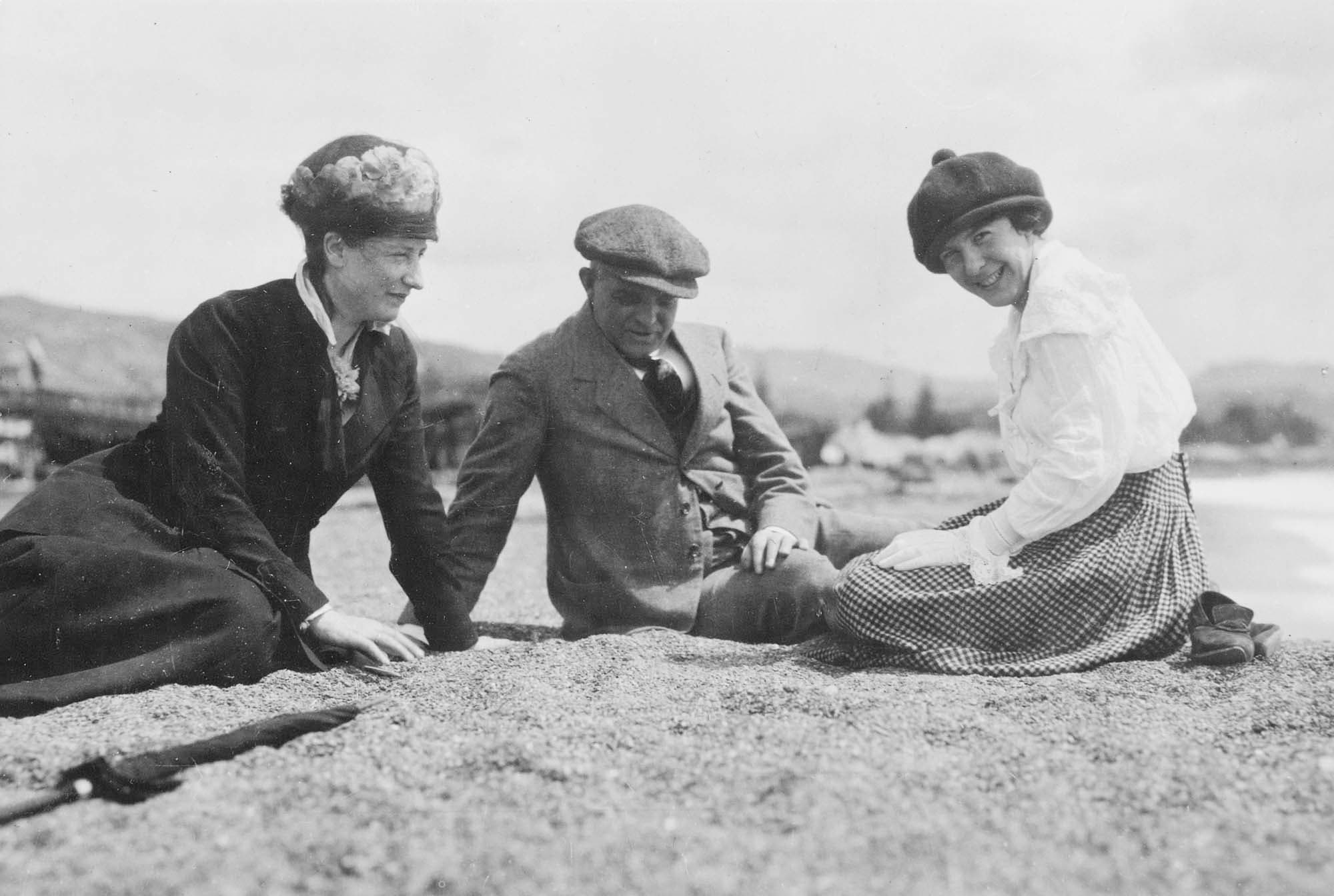 Nancy Dalberg, Carl Nielsen og Vera Michaelsen. Malaga.