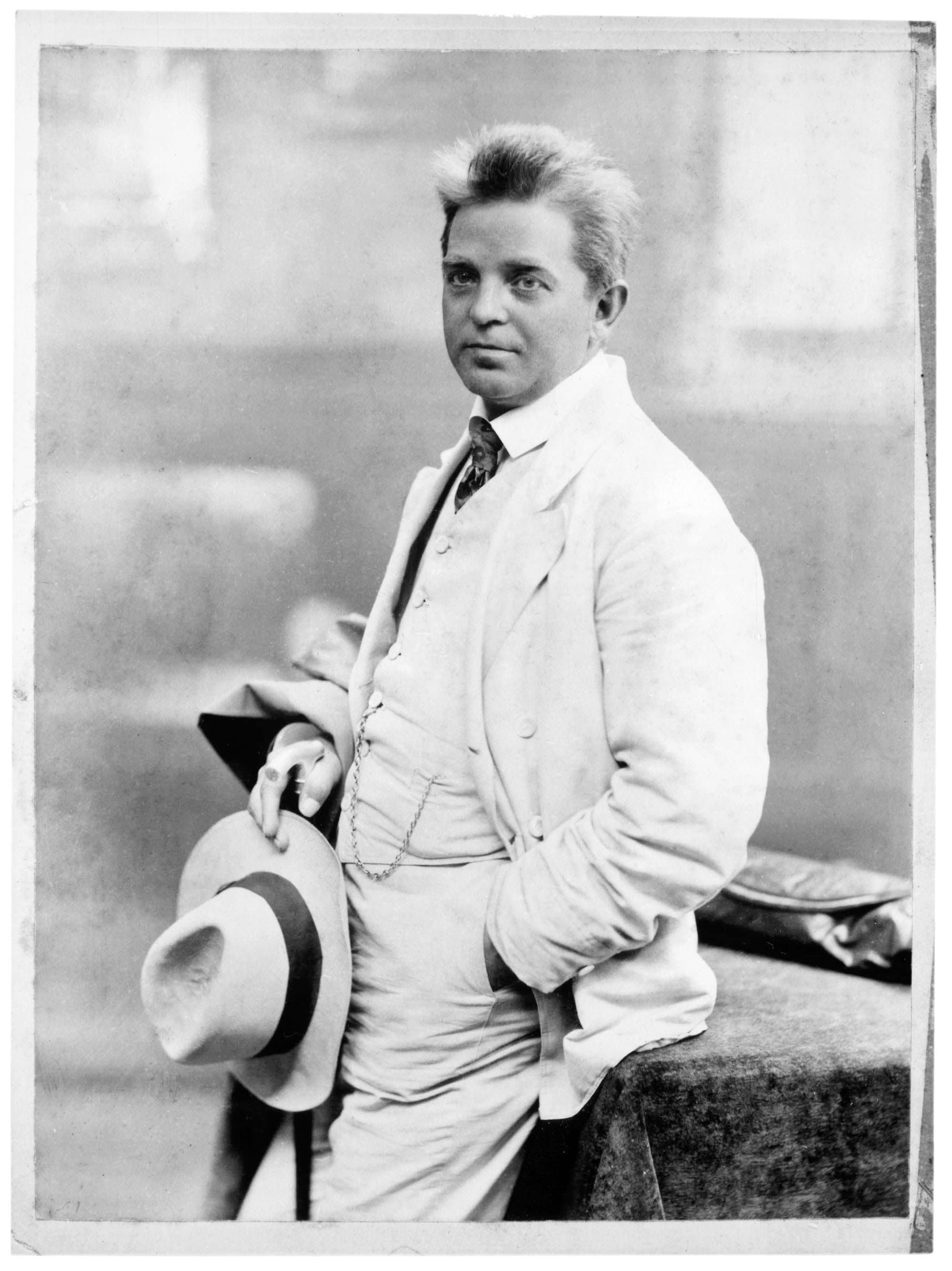 
Carl Nielsen sommeren 1908. Fotograf Georg Lindström.
